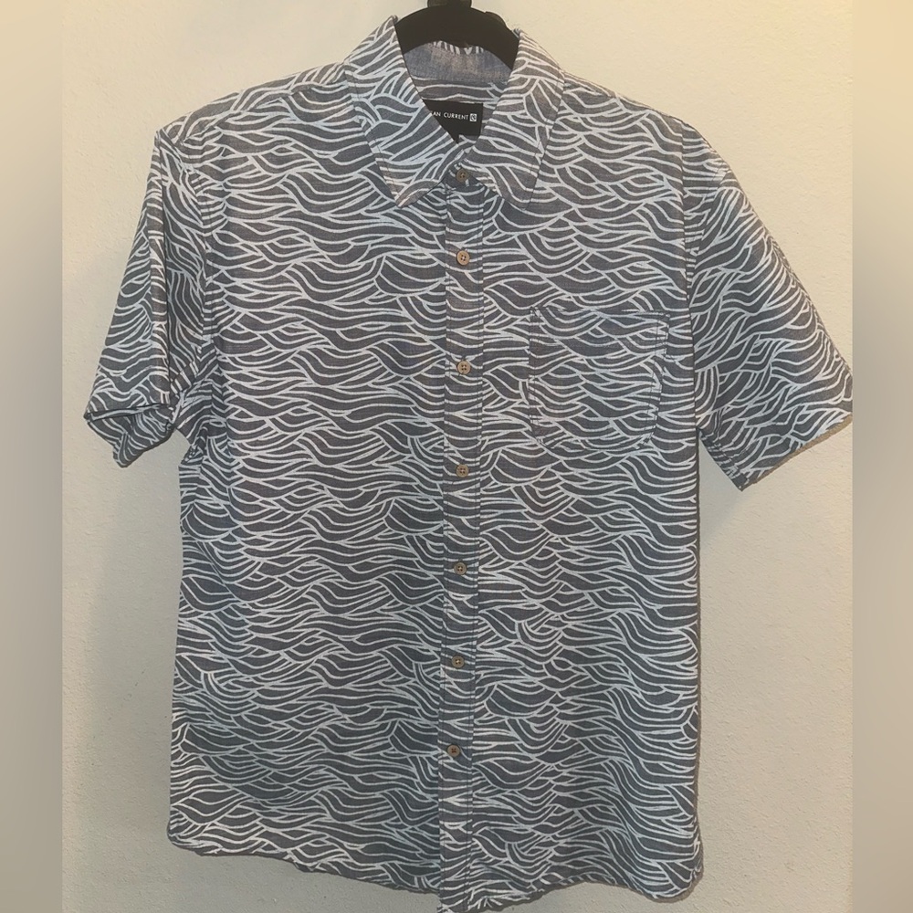 Ocean Current Gray and White Casual Button Down Shirt